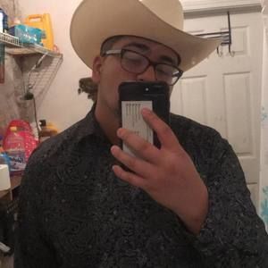 Meet your Posher, Claudio